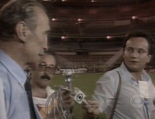 Entrevista de Ernesto Paglia com o técnico italiano Enzo Bearzot sobre a final Itália 3 x 1 Alemanha Ocidental. 'Fantástico', 11/07/1982