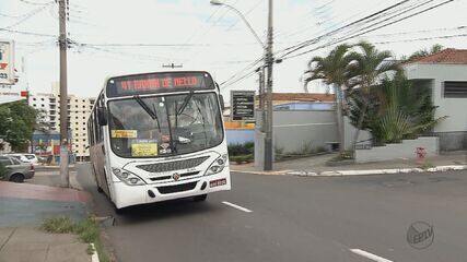 Motorista de ônibus ajuda estudantes a chegar no local de prova do Enem em São Carlos