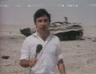 Reportagem de Luís Fernando Silva Pinto e Paulo Pimentel sobre o trabalho dos correspondentes na guerra entre Irã e Iraque. 'Jornal Nacional', 23/07/1982.