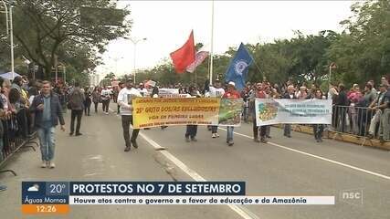 Cidades de Santa Catarina registram protestos contra Bolsonaro e cortes na educação