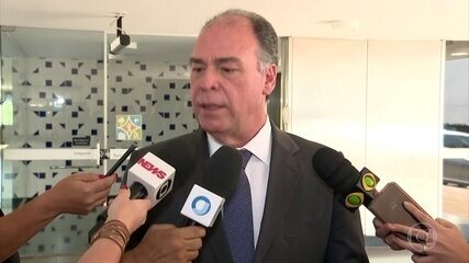 PF faz buscas no gabinete do senador Fernando Bezerra e do seu filho, deputado Fernando Coelho