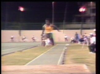 Retrospectiva dos Jogos Pan-Americanos de Porto Rico: Salto em distância e salto triplo de João Carlos de Oliveira, o João do Pulo. Boletim do Pan-Americano, 15/07/1979.