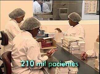 Fiocruz entrega o primeiro lote do medicamento similar ao Tamiflu. Jornal Nacional, 30/07/2009.