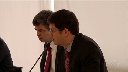 Grupos de defesa do meio ambiente criticam declarações de Salles em reunião