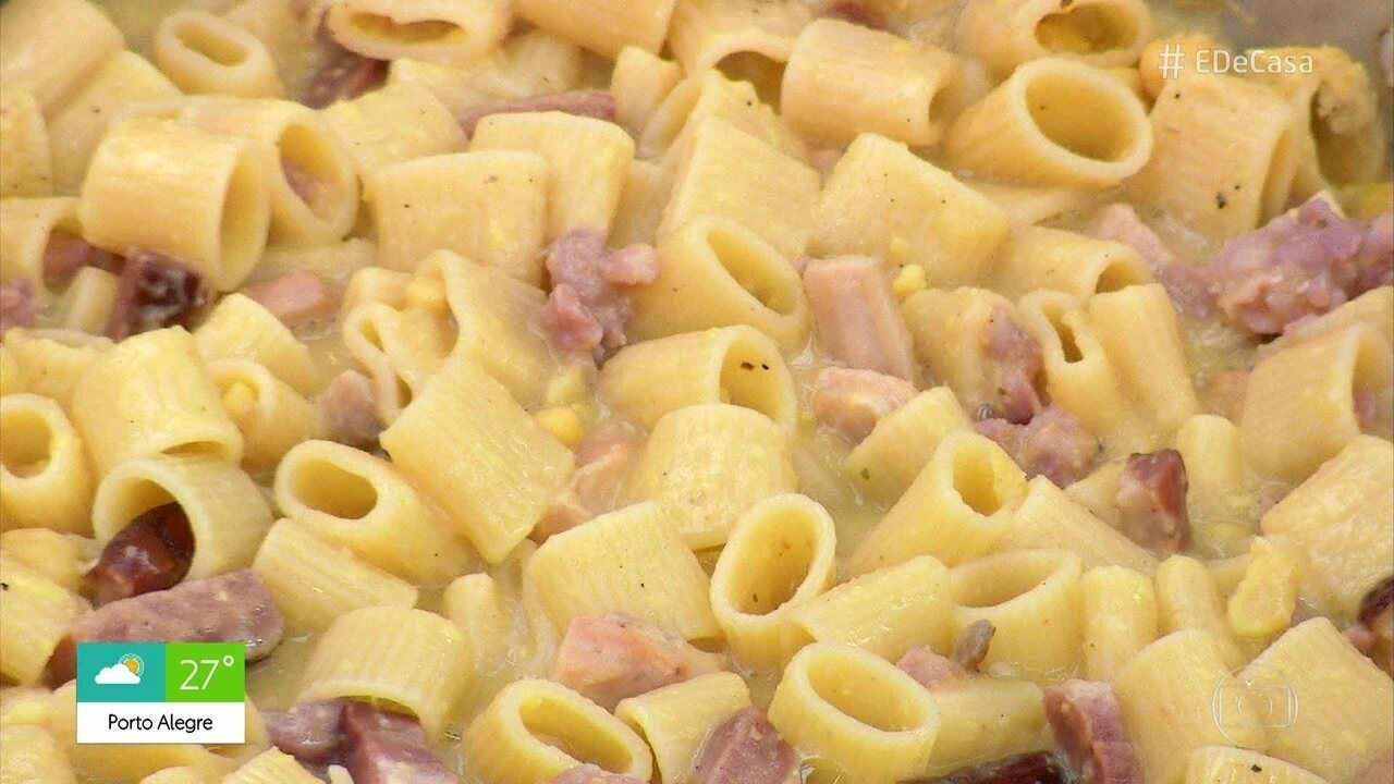 Rigatoni com grão-de-bico cremoso