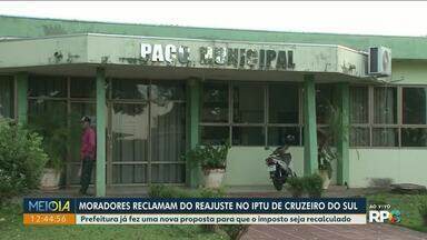 Moradores reclamam de reajusto no IPTU em Cruzeiro do Sul - Prefeitura já fez uma nova proposta para que o imposto seja recalculado.