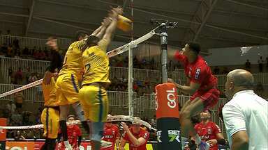 Quartas de Final - jogo 1: Sesi-Bauru x Araguari - Assista o confronto Sesi-Bauru x Araguari no jogo 1 das quartas de final da Superliga de Vôlei Masculino 2023-2024.