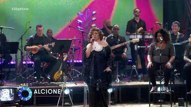 Alcione abre programa especial cantando 'Não Deixe O Samba Morrer' - Confira!