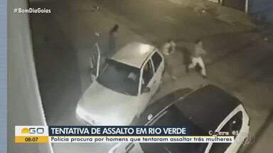 Polícia Civil procura suspeitos de tentar assaltar três mulheres em Rio Verde - Uma das vítimas quase foi atropelada durante a tentativa de assalto.