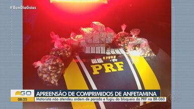 PRF apreende 25 mil comprimidos de anfetamina na BR-060 em Goiânia - Motorista de aplicativo fugiu de bloqueio antes da apreensão.