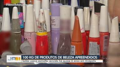 Cerca de 100 kg de produtos de beleza vencidos são apreendidos em Anápolis - Salão usava esmalte vencido há quase 6 anos.