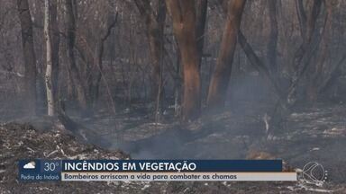 Bombeiros enfrentam desafios no combate a incêndios em Divinópolis - A maior cidade do Centro-Oeste lidera uma triste estatística: é o município com o maior número de registros de combate a incêndios em vegetação em Minas Gerais.