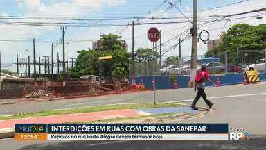 Interdições em ruas com obras da Sanepar impactam no trânsito - Reparos na rua Porto Alegre devem terminar hoje.