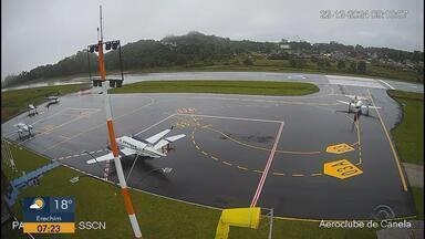 Segue investigação de queda de avião em Gramado - Avião que caiu não deveria ter decolado, dizem especialistas.