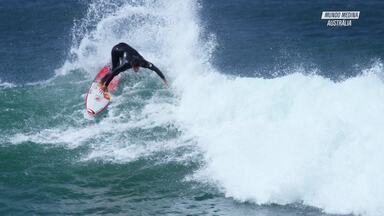 Austrália Além Do Surfe - Gabriel vai para Bells Beach com o pai e treinador Charles Medina e com o amigo e surfista profissional Flavio Nakagima. Confira boas sessões de free surf, muito treino e diversão.