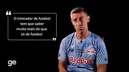 Abre Aspas: Pedro Caixinha fala sobre o Bragantino e filosofia de trabalho