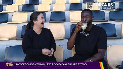 Yannick Bolasie: resenha, suco de abacaxi e muito futebol