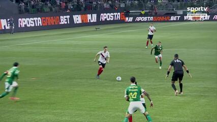 Aos 8 min do 1º tempo - gol de fora da área de Shaylon do Atlético-GO contra o Palmeiras