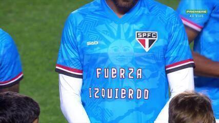 São Paulo entra em campo com camisa em homenagem ao uruguaio Izquierdo