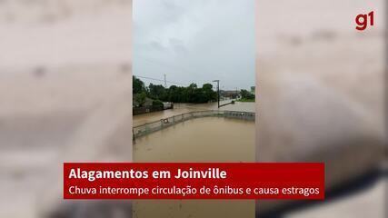 Chuvas alagam ruas em Joinville