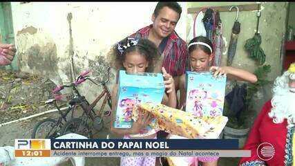 Cartinha do Papai Noel: acidente interrompe entrega, mas magia do Natal acontece