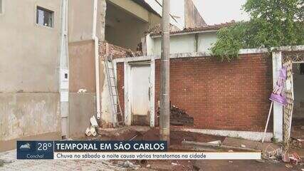 Chuva forte deixa ruas cheias de lama no sábado (21) em São Carlos