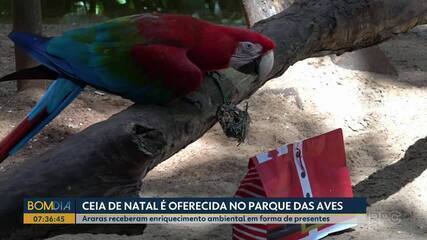 Ceia de natal é oferecida no parque das aves