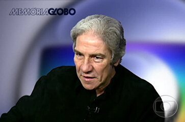 Entrevista exclusiva do ator Cláudio Cavalcanti ao Memória Globo, em 16/01/2006, sobre o início da sua carreira.