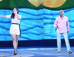 Ivete Sangalo e Gilberto Gil cantam 'Andar com Fé' no show do Criança Esperança, 2010