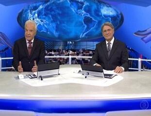 Último episódio da série especial do 'Jornal Nacional' sobre os 50 anos de jornalismo da Globo com a participação de Sérgio Chapelin e Cid Moreira na bancada, Jornal Nacional, 24/04/2015.