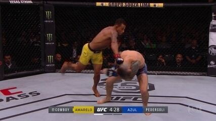 Alex Cowboy vence Carlo Pedersoli por nocaute no UFC São Paulo