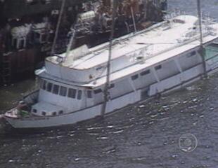 Webdoc com depoimentos exclusivos do Memória Globo sobre o naufrágio do barco Bateau Mouche 4 no réveillon de 1988, na entrada da Baía de Guanabara, no Rio de Janeiro.