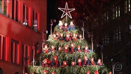 Natal na Suíça tem decoração inusitada e cardápio com muito queijo e chocolate