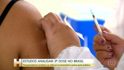 Estudos avaliam a necessidade de uma terceira dose da vacina contra a Covid no Brasil