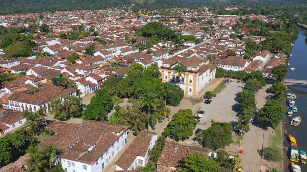 Arquitetura de Paraty foi preservada, em parte, pela decadência da cidade no século XIX, diz historiador