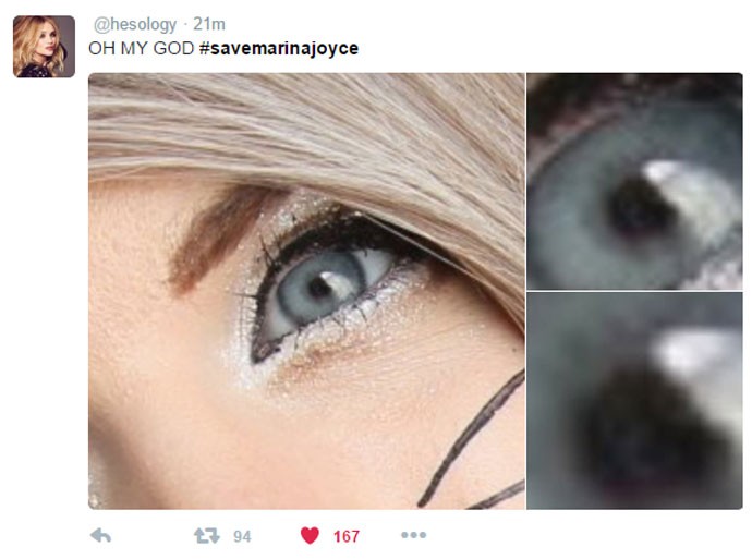 Fãs deram zoom na foto de Marina Joyce para mostrar que havia um homem com máscara na frente dela