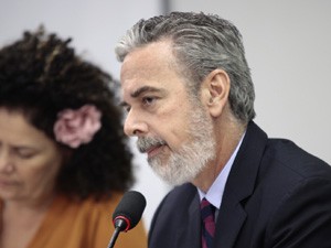 O ministro Antonio Patriota na Comissão de Relações Exteriores da Câmara (Foto: Antonio Augusto / Agência Câmara)