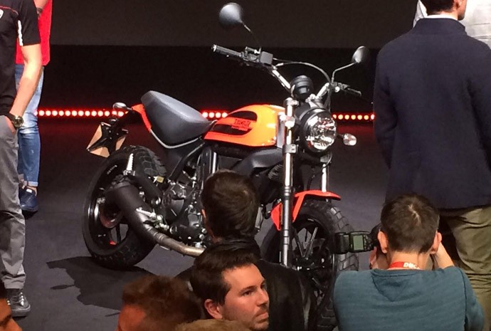 Ducati Scrambler Sixty2