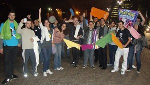 Imagem da Marcha da Toalha de 2011, feita na avenida Paulista (Foto: Eduardo Gonçalves/Divulgação)