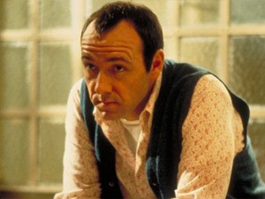 Kevin Spacey em 'Os suspeitos' (1995), filme pelo qual ganhou Oscar de coadjuvante (Foto: Divulgação)