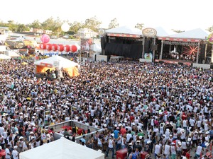  (Foto: Shows e competições ocorrem no parque Maria do Carmo)