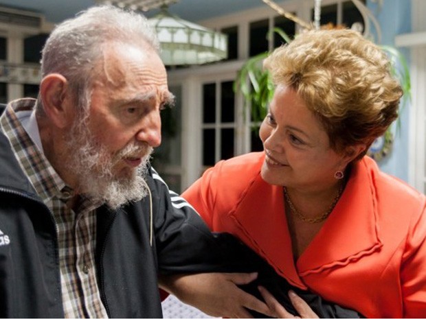 Fidel Castro e Dilma Rousseff se encontram em Havana nesta segunda-feira (27). (Foto: Alex Castro/Cubadebate/AP)