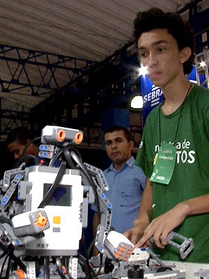 Estudantes participam de competições de robótica (Foto: Reprodução / TV Mirante)