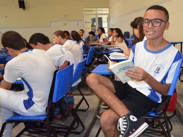 Aluno apostou na leitura (Foto: Marina Fontenele/G1)