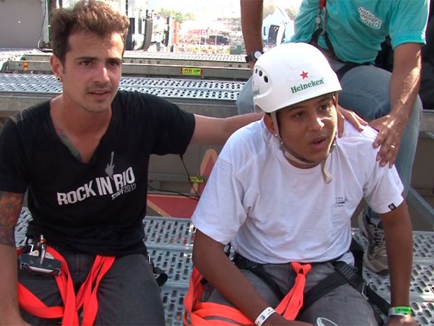 O instrutor e Leonardo Nascimento (Foto: Reprodução / TV Globo)