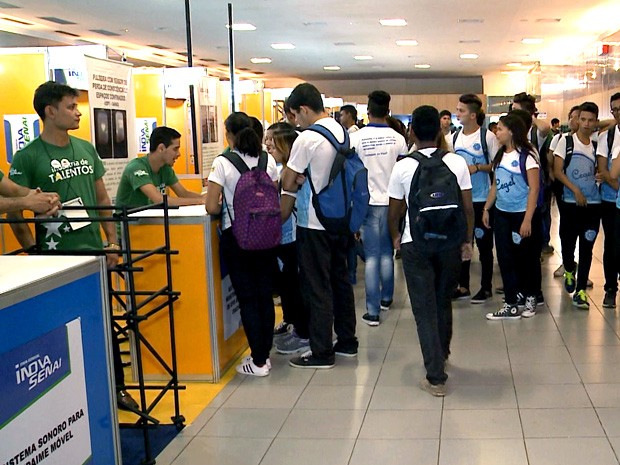 Estudantes podem conhecer profissões em alta na feira (Foto: Reprodução / TV Mirante)