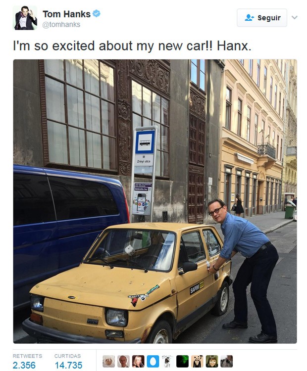 Tom Hanks postou fotos com os Fiat 126p que encontrou pelas ruas em 2016, em viagem a Budapeste (Foto: Reprodução/Twitter)