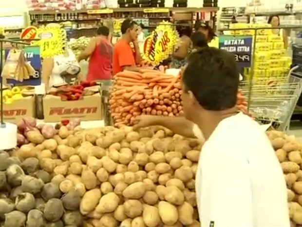 Batata inglesa foi o produto da cesta básica que mais aumentou em Barra Mansa entre dezembro e janeiro (Foto: Reprodução/TV Rio Sul)