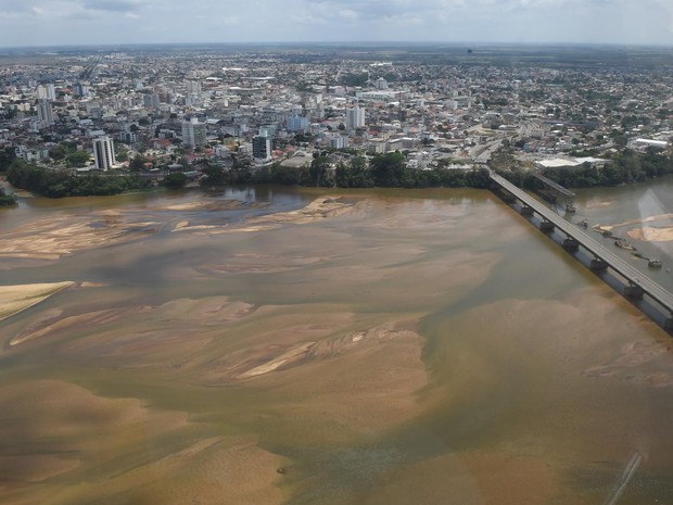 Defesa Civil retira comunidades ribeirinhas do Rio Doce, no Espírito Santo (Foto: Divulgação/Defesa Civil)