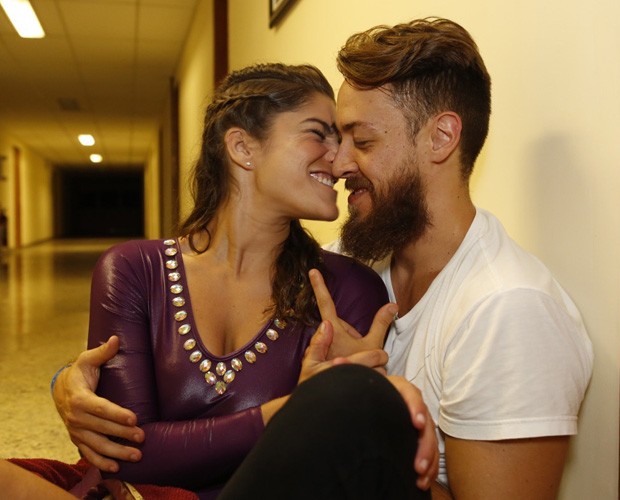 Priscila Fantin celebra boa fase ao lado do marido Renan Abreu  (Foto: Ellen Soares / Gshow)